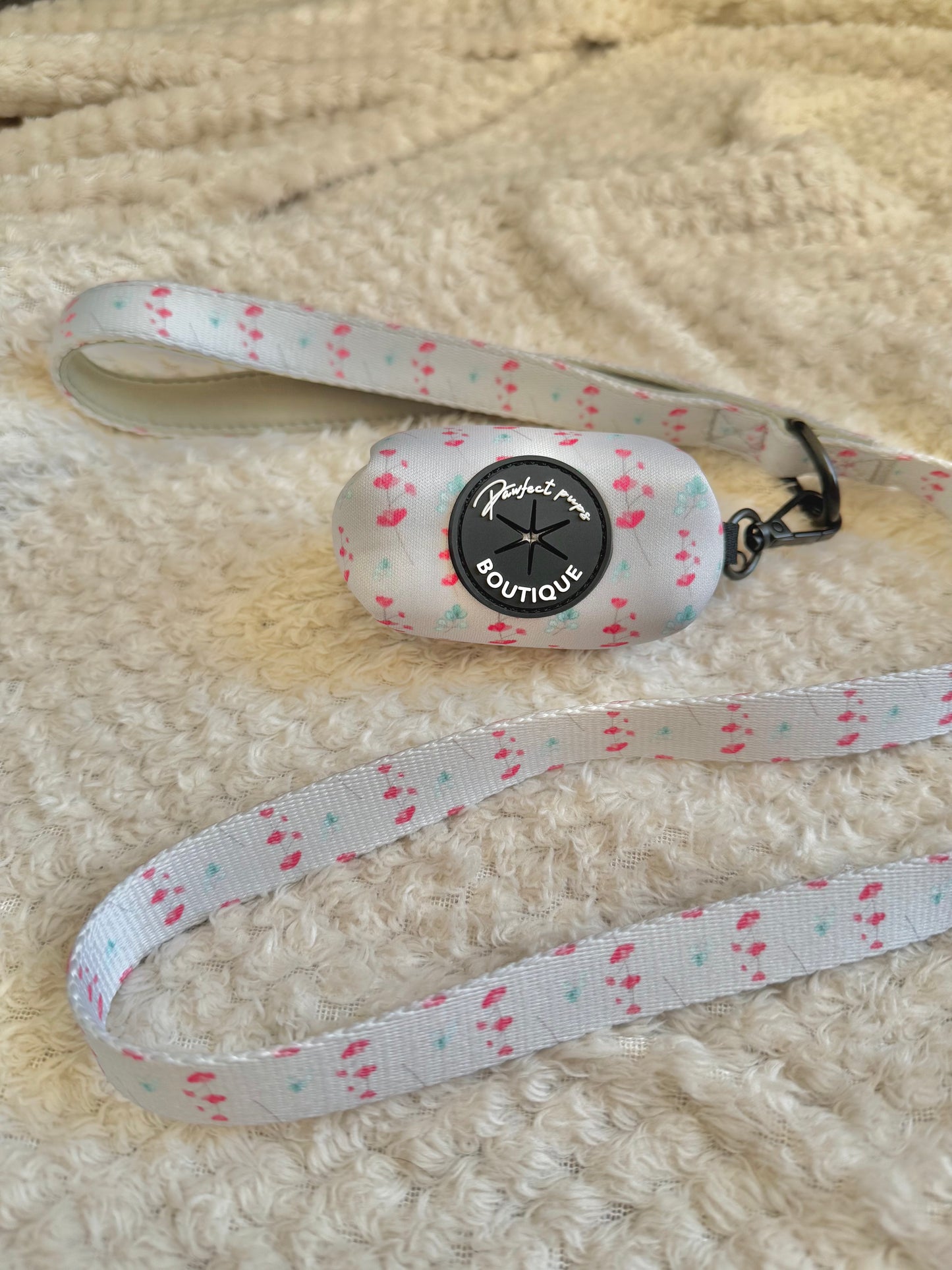 Blossom Bliss Poo Bag Holder