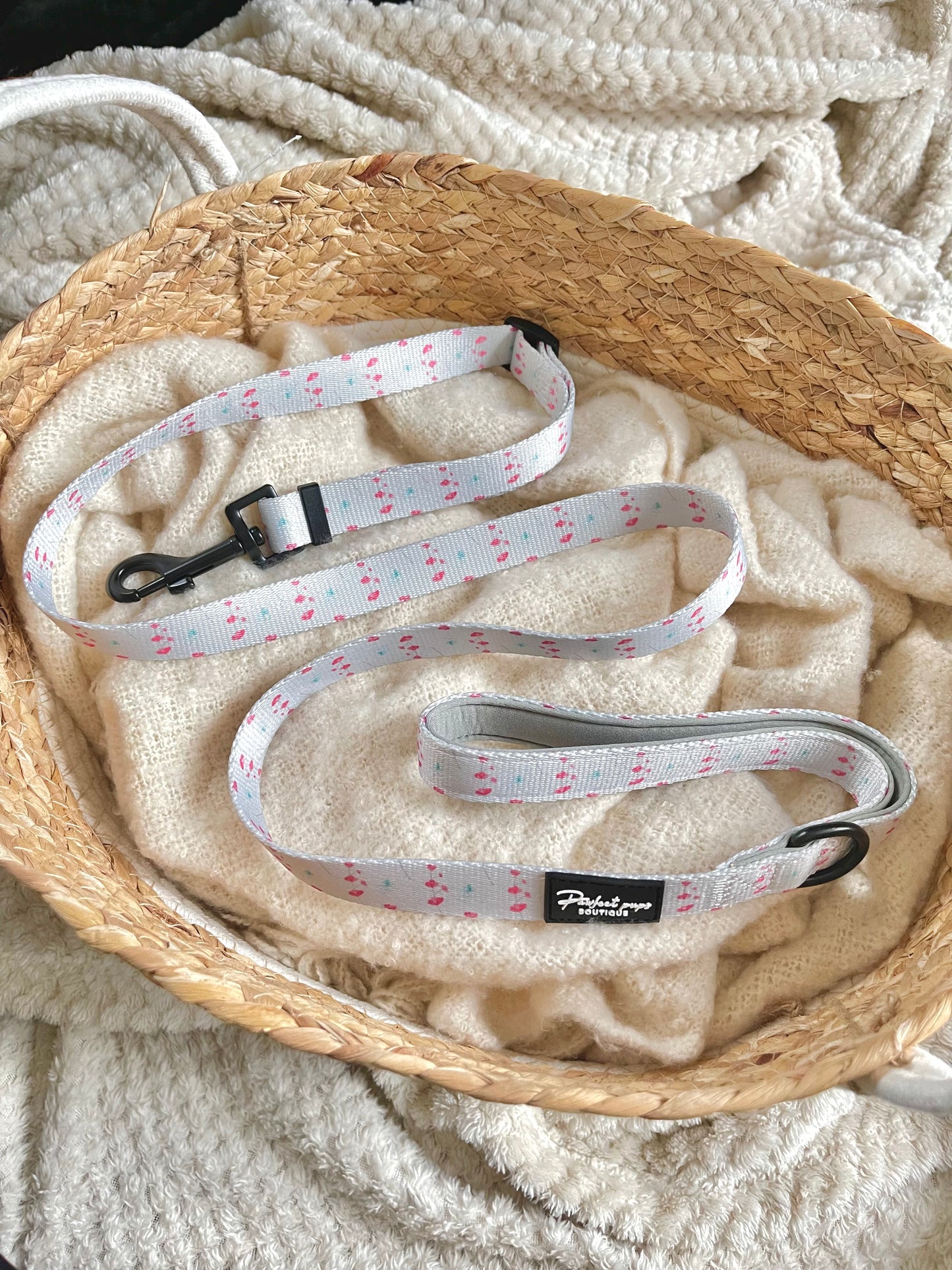 Blossom Bliss Adjustable Lead