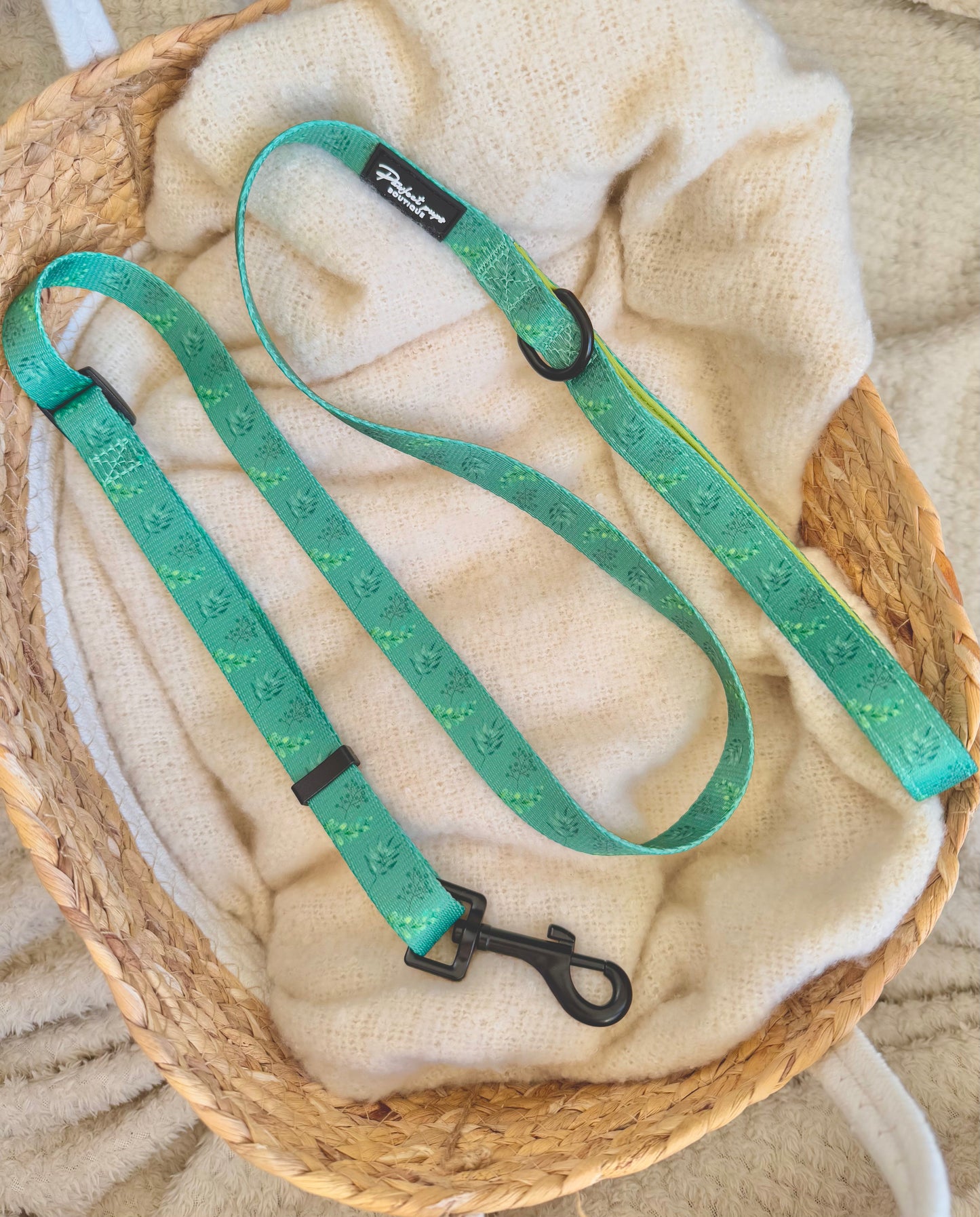 Leafy Luxe Adjustable Lead